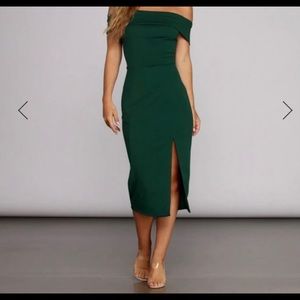 Windsor MIDI off shoulder dress